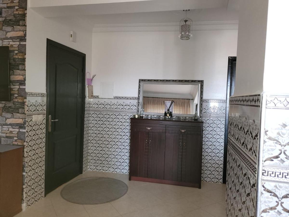 Elegant 2-Bedroom Tangiers City Appartment With Beautiful Terrace Exterior photo